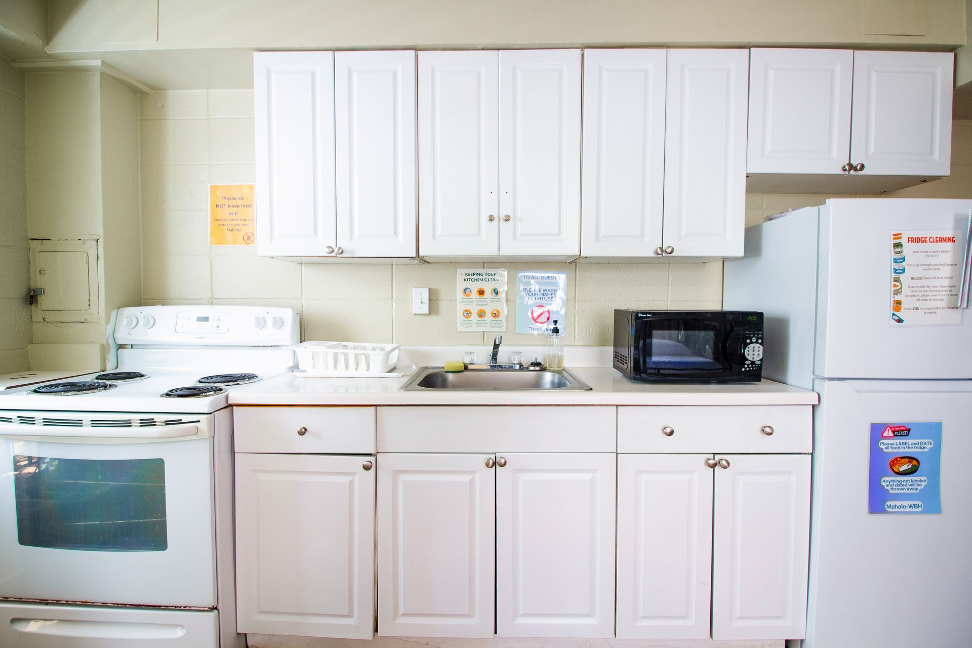 6 Bed Female Dorm with Kitchen — photo 7