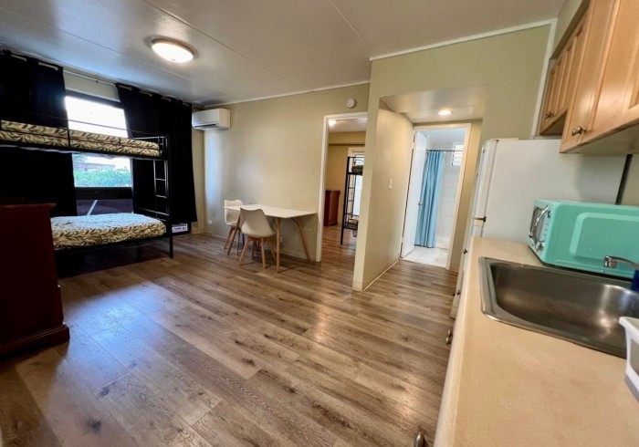 6 Bed Female Dorm with Kitchen — photo 1