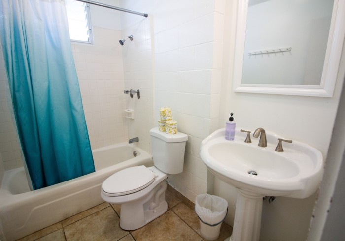 8 Bed (Super Saver) Female Only Dorm — photo 5